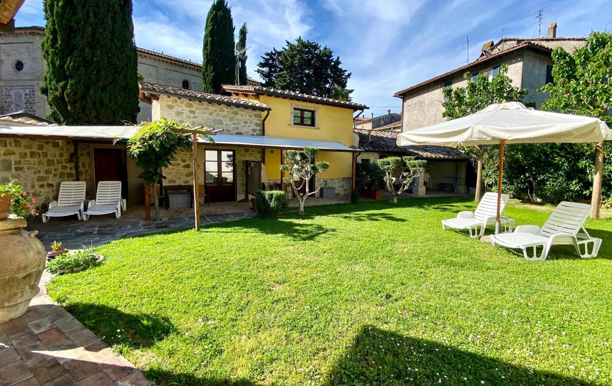 Il Cortile Delle Rose Holiday House Perugia Exteriör bild